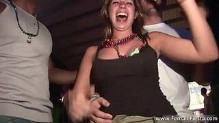 Lots of sexy girl getting horny porn video